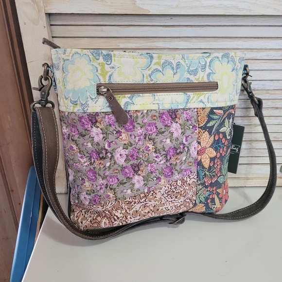 NWT Myra Shoulder Bag - Picture 6 of 7